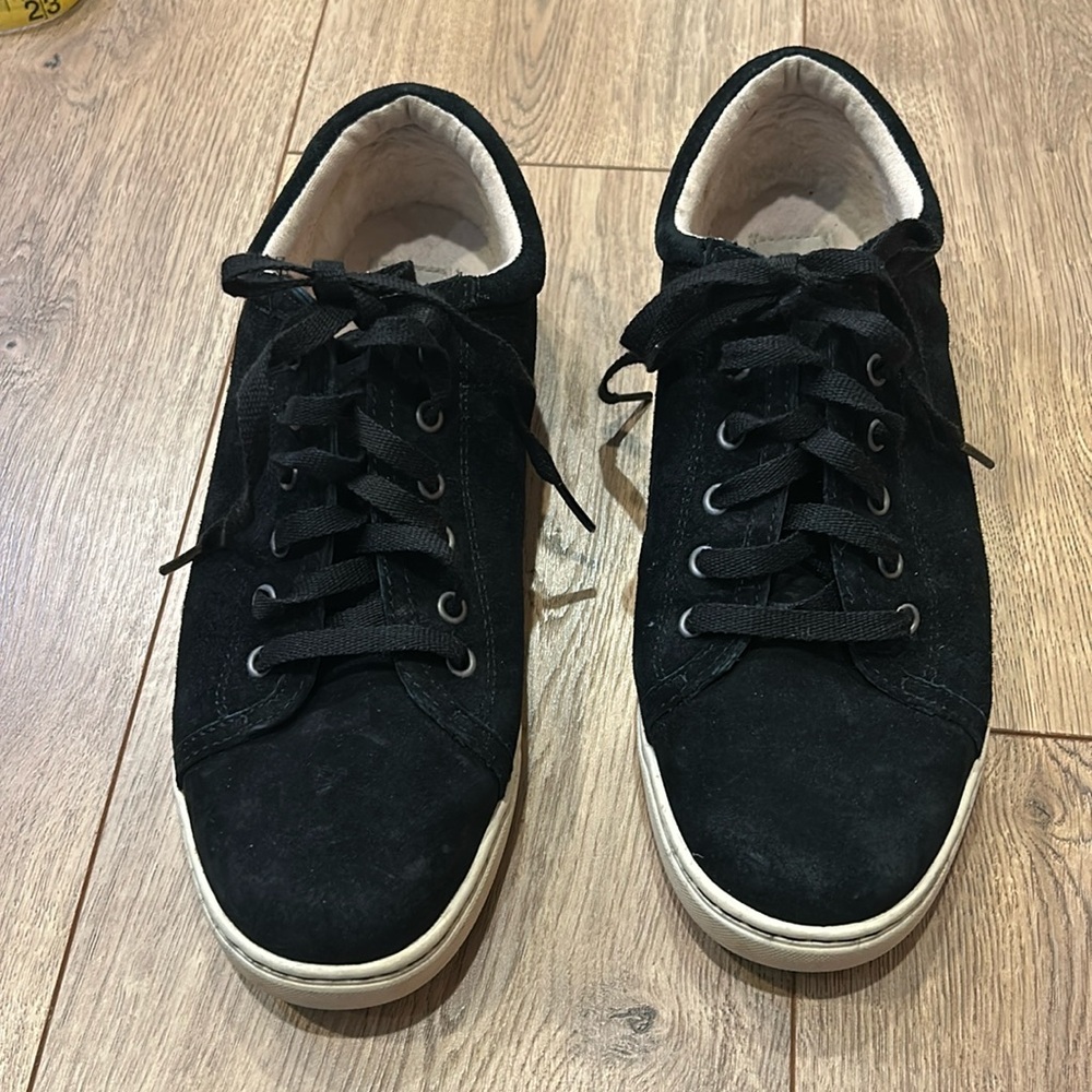 Ugg sneakers